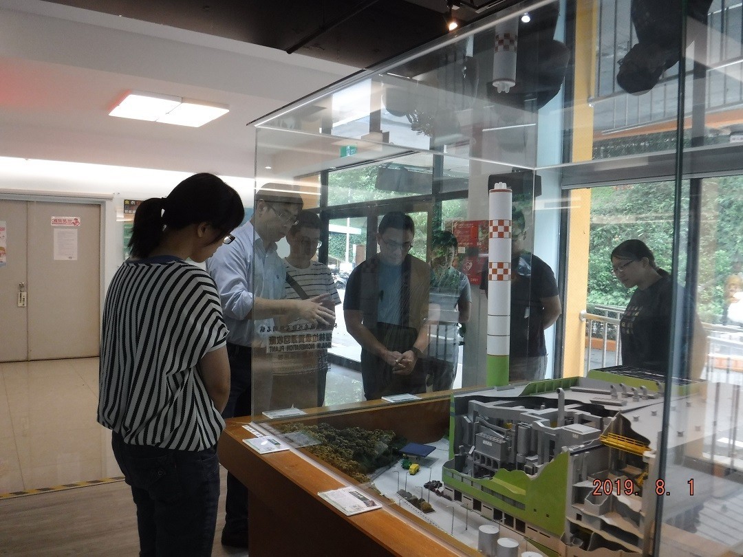 現場參觀-焚化廠模型介紹 